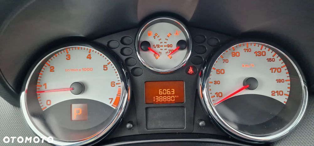 Peugeot 207 120 Automatik Sport - 34