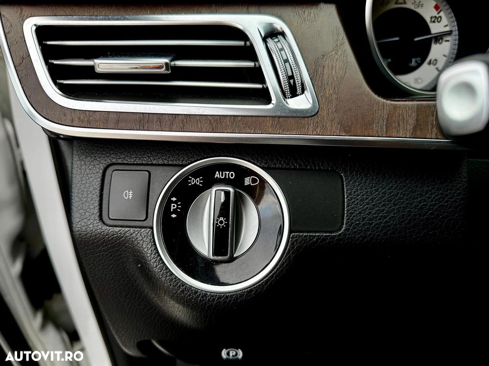 Mercedes-Benz E 200 BlueTEC 7G-TRONIC - 14