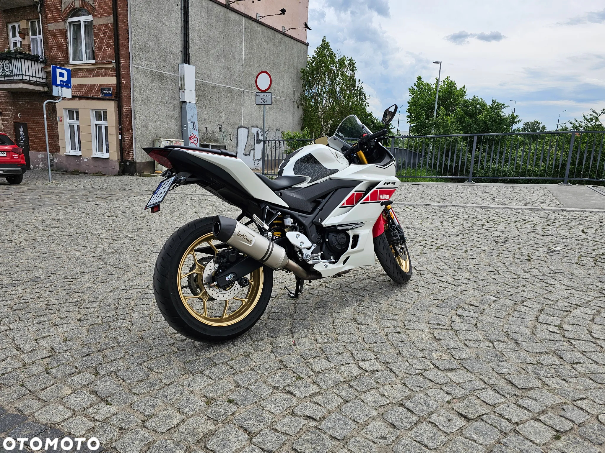 Yamaha R3 - 5