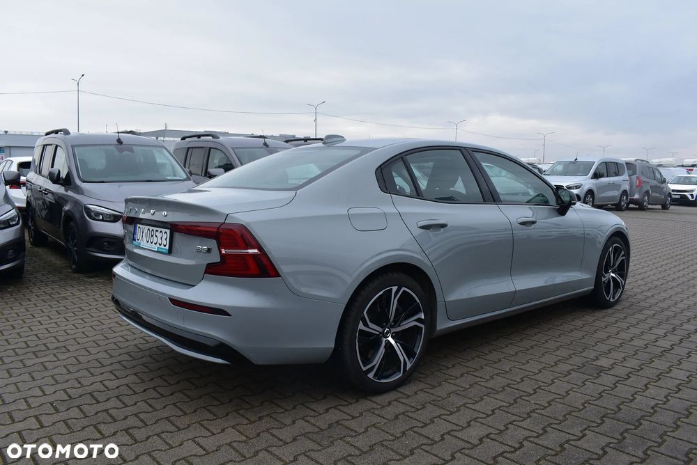 Volvo S60 B5 B AWD Ultimate Dark - 6