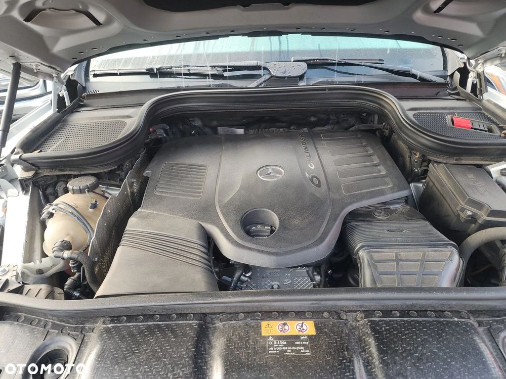 Mercedes-Benz GLS - 11