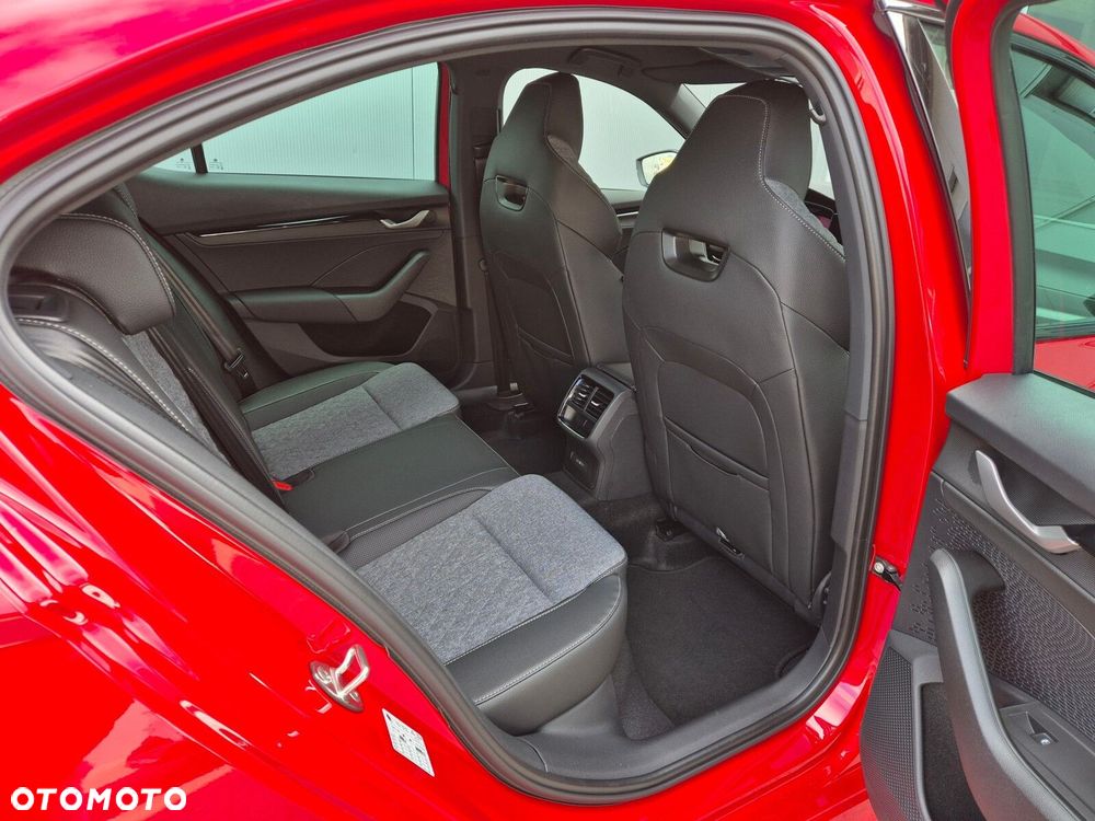 Skoda Octavia 1.5 TSI mHEV Sportline DSG - 14