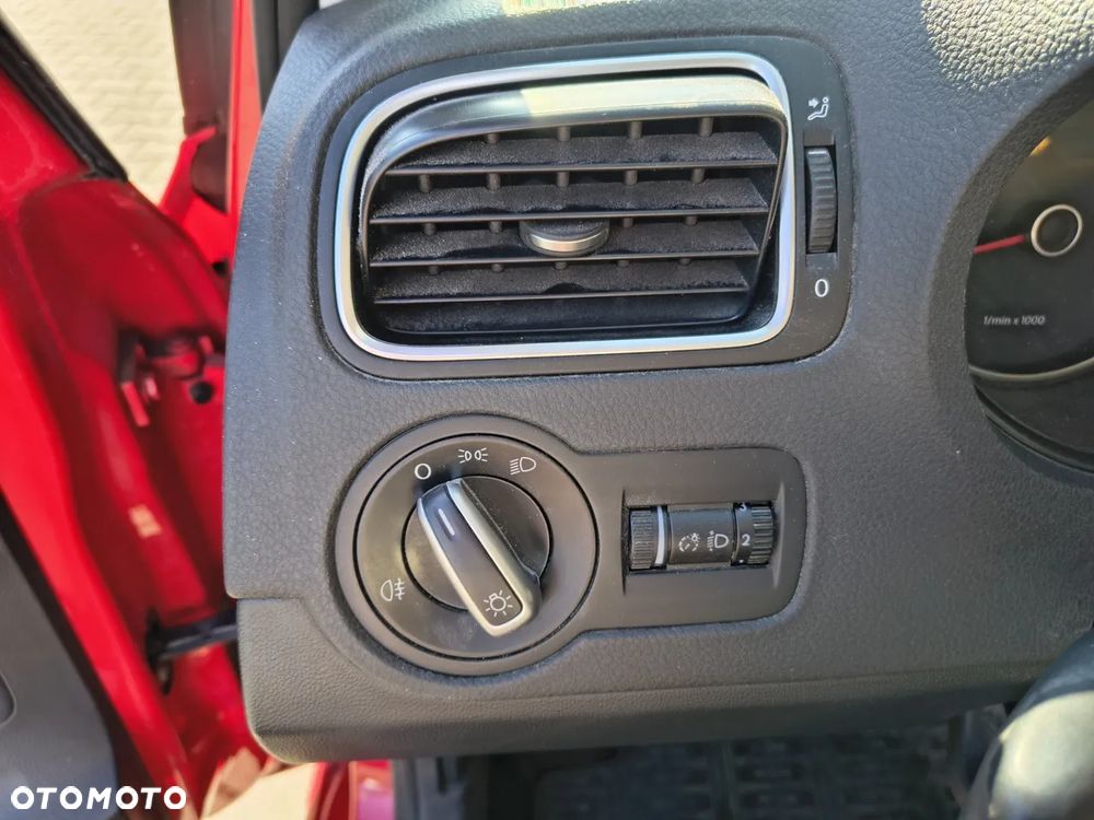 Volkswagen Polo - 15