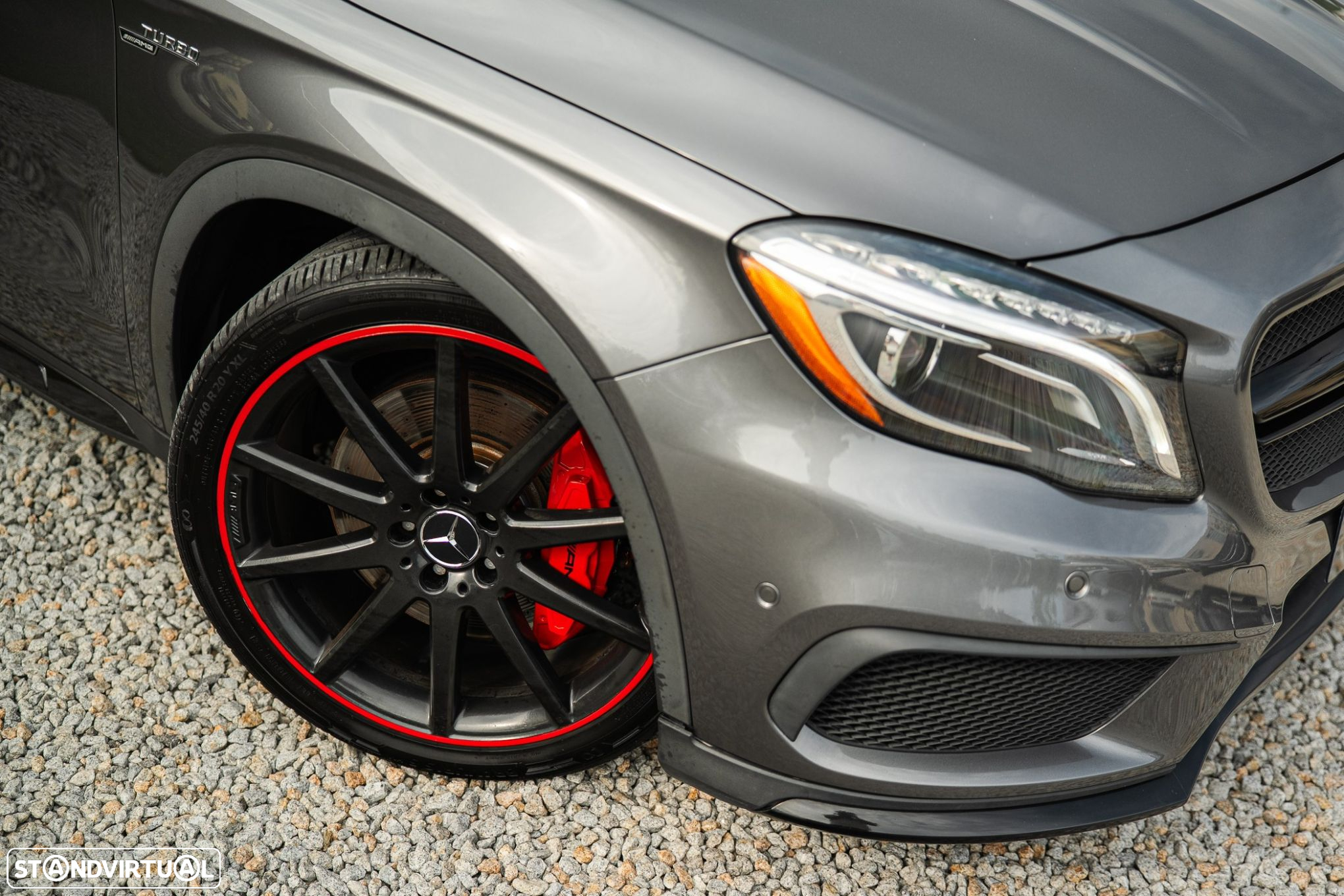 Mercedes-Benz GLA 45 AMG 4Matic 7G-DCT - 5