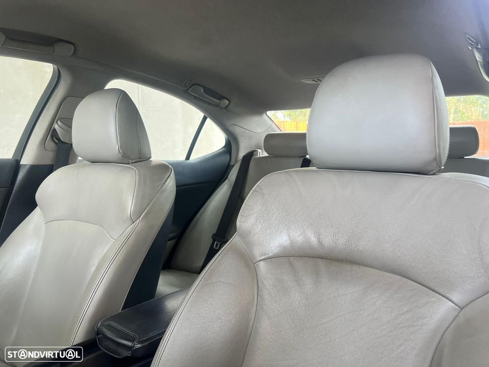 Lexus IS 220 d Sport 58 - 9