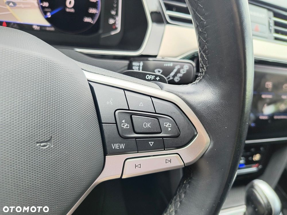 Volkswagen Passat - 20
