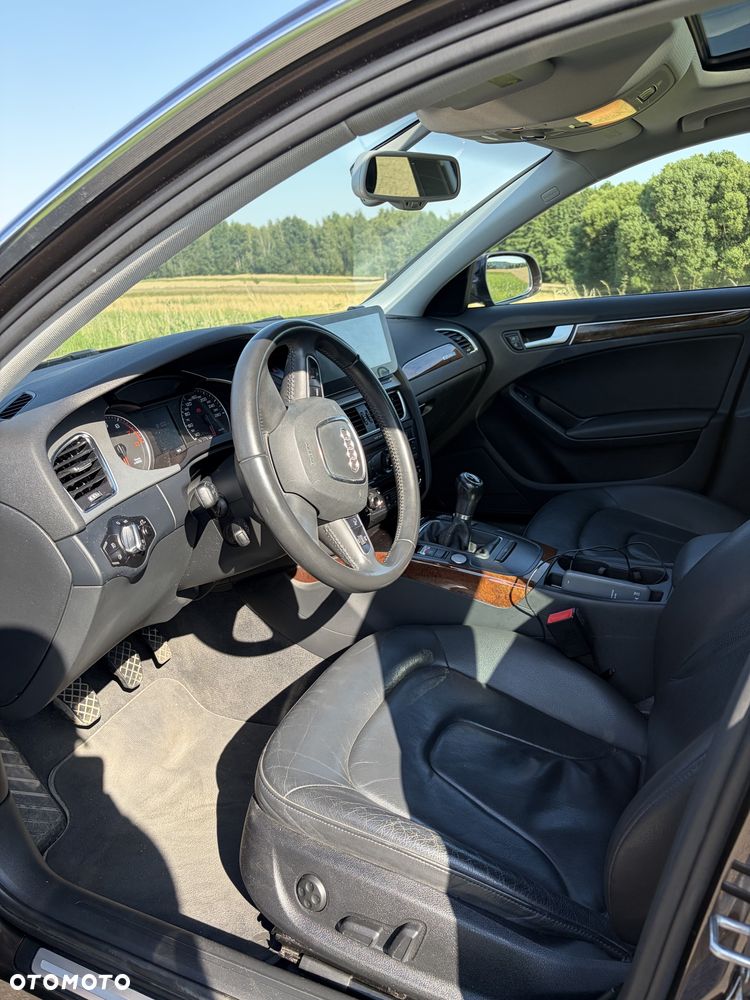 Audi A4 Limousine - 7