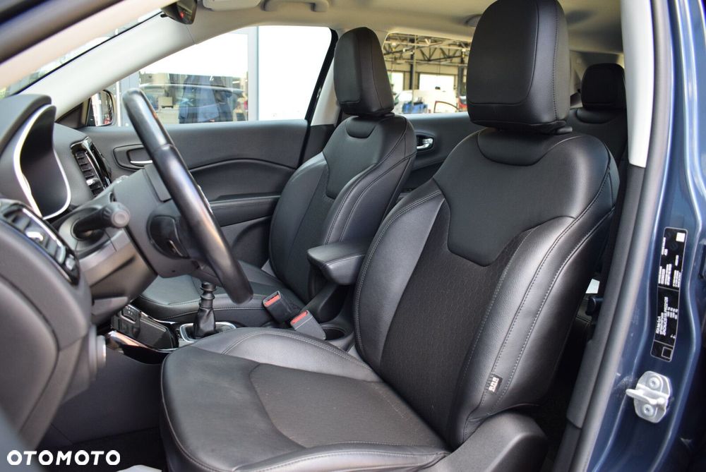 Jeep Compass 1.3 TMair Night Eagle FWD S&S - 23