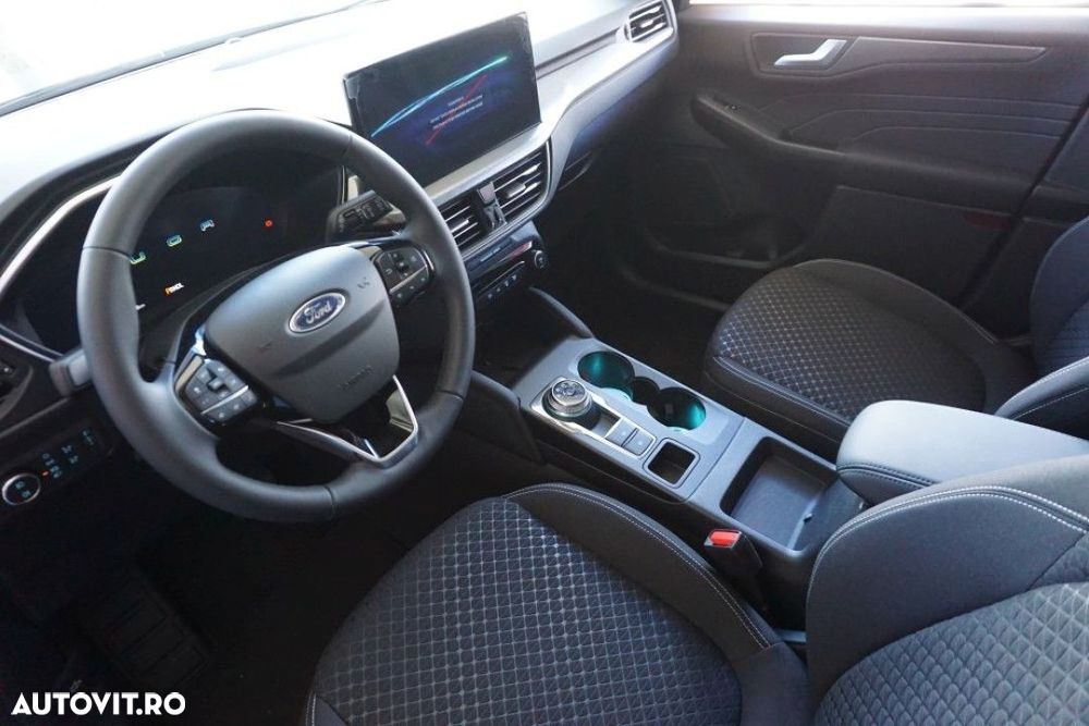 Ford Kuga 1.5 EcoBoost A8 FWD Titanium - 5
