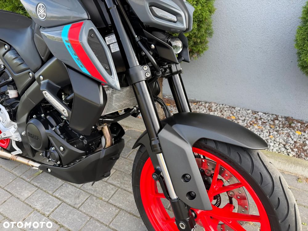 Yamaha MT - 9