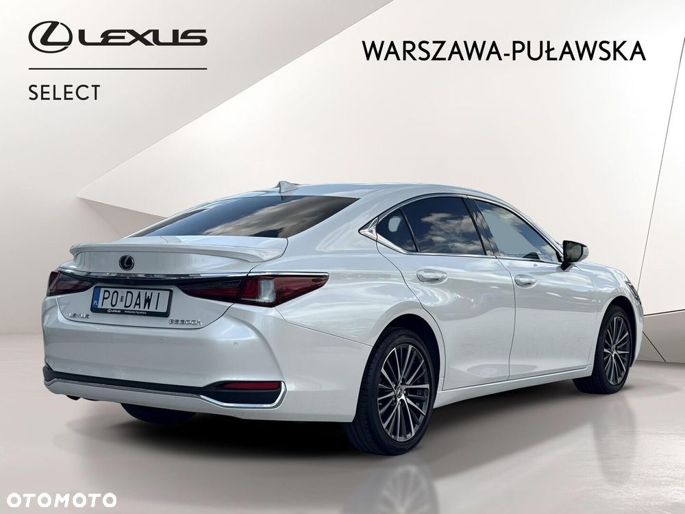 Lexus ES 300h Business Edition - 5