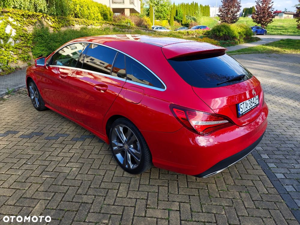 Mercedes-Benz CLA 200 UrbanStyle Edition - 3