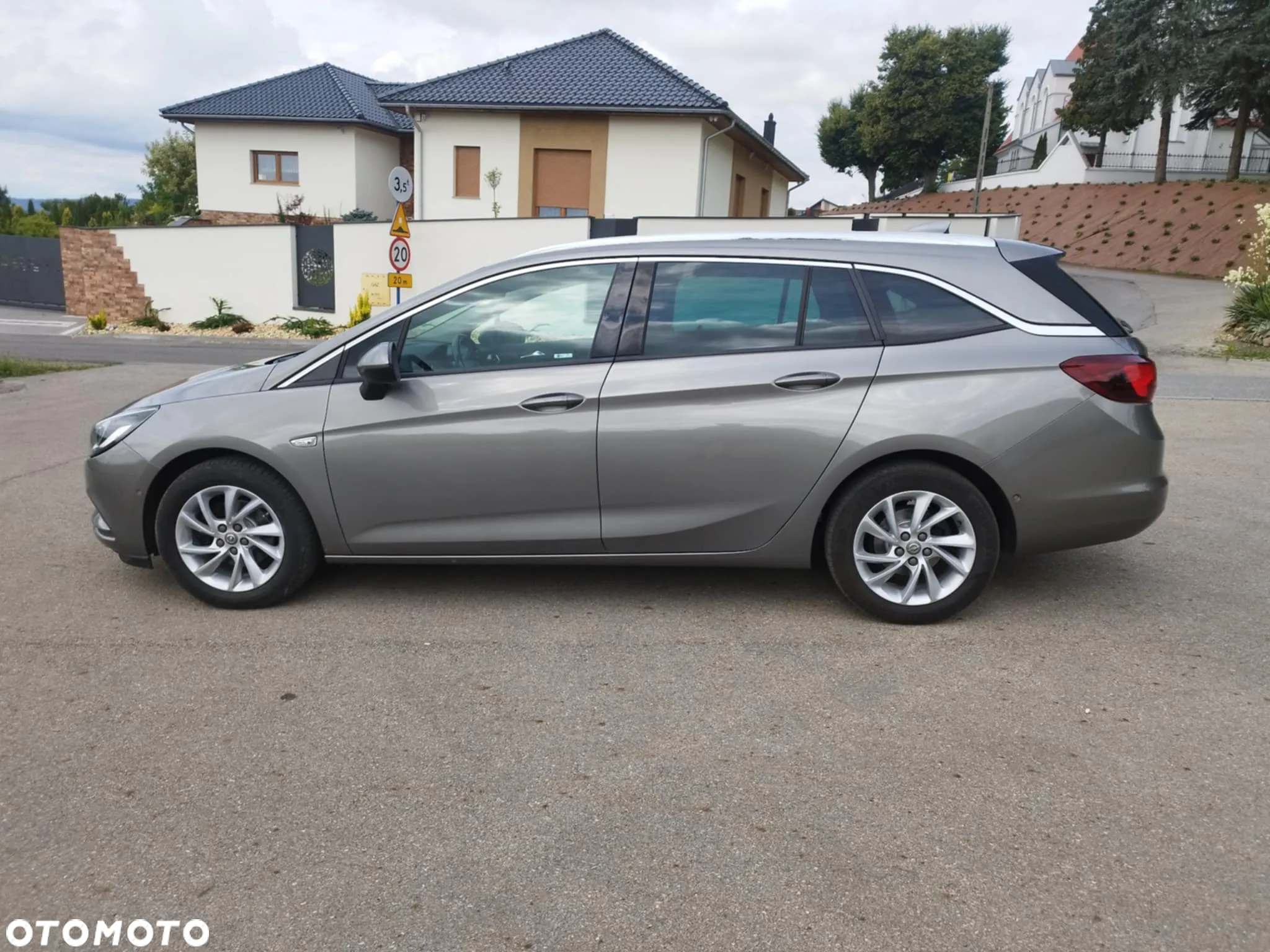 Opel Astra 1.4 Turbo Sports Tourer Business - 9