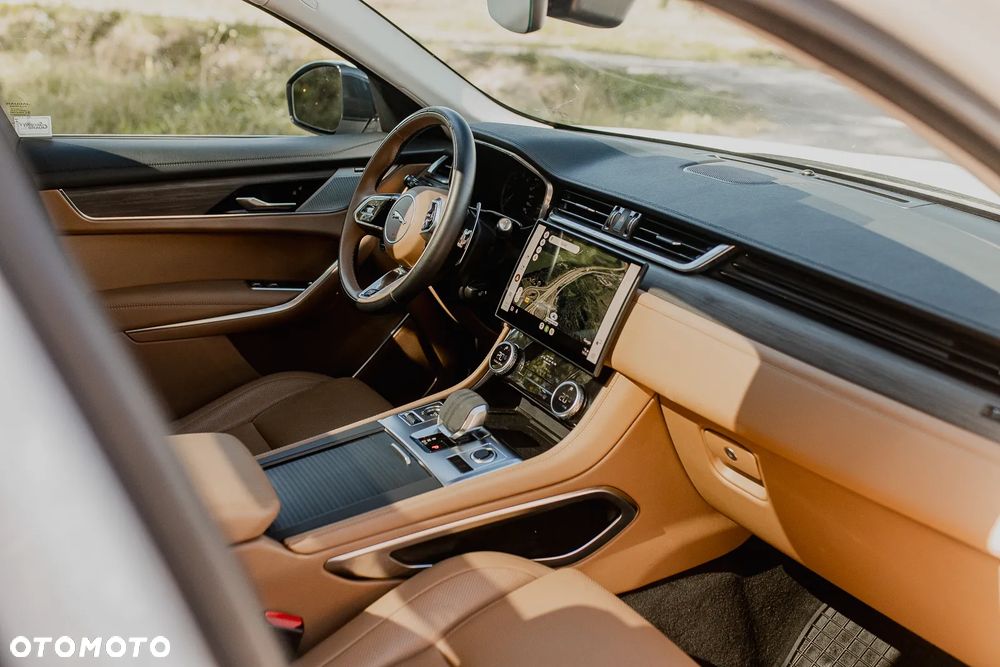 Jaguar F-Pace 2.0 P250 mHEV AWD R-Dynamic S - 24