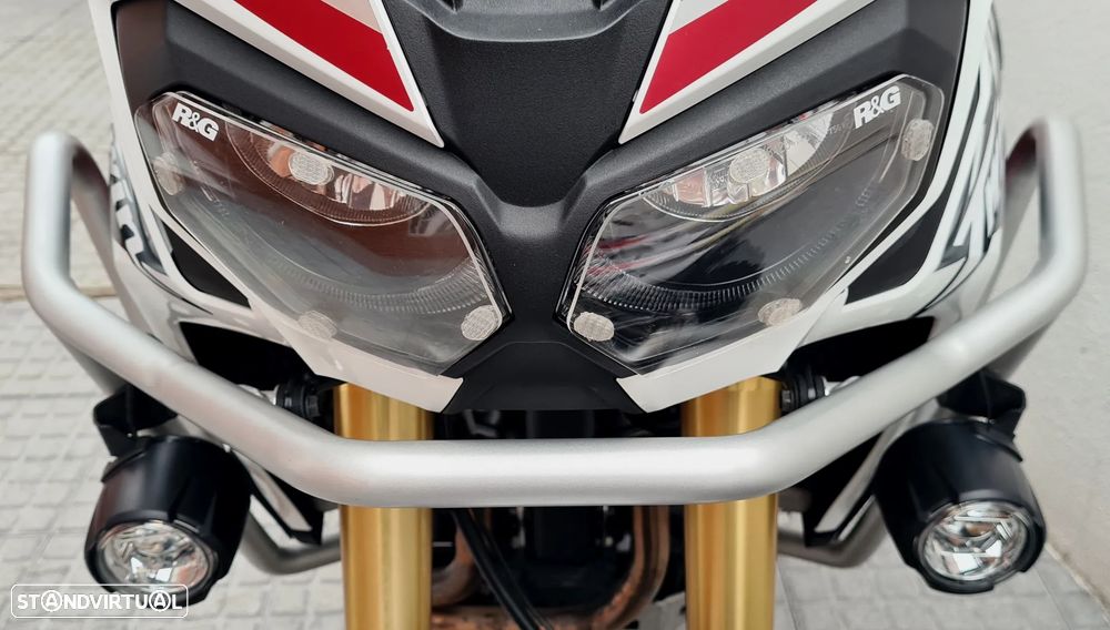 Honda Africa Twin Honda CRF 1000L Africa Twin - 8