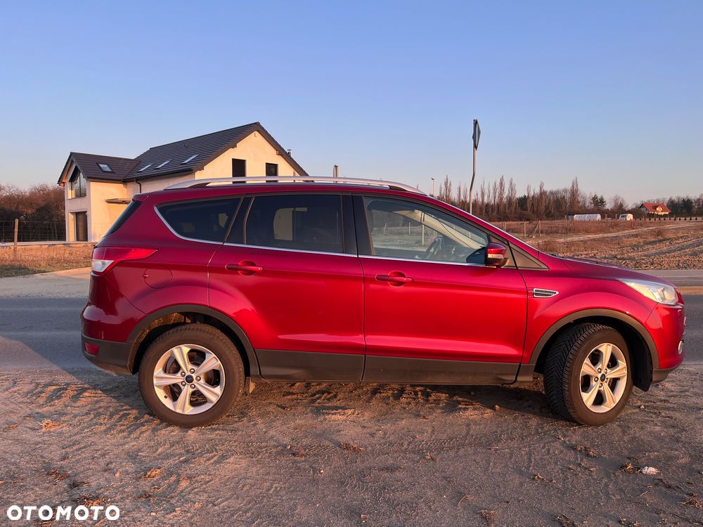 Ford Kuga - 4