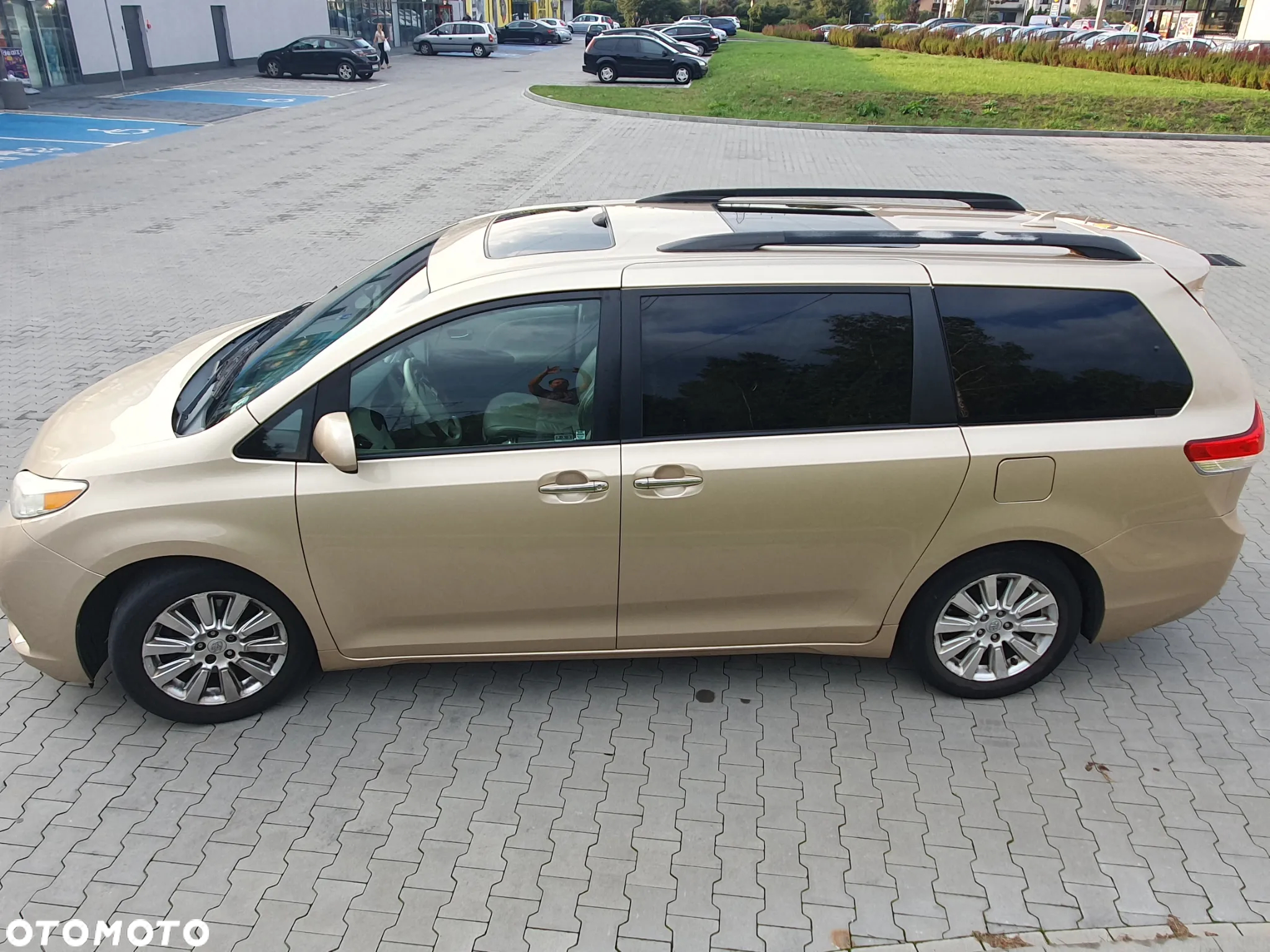 Toyota Sienna 3.5 V6 Limited AWD - 4