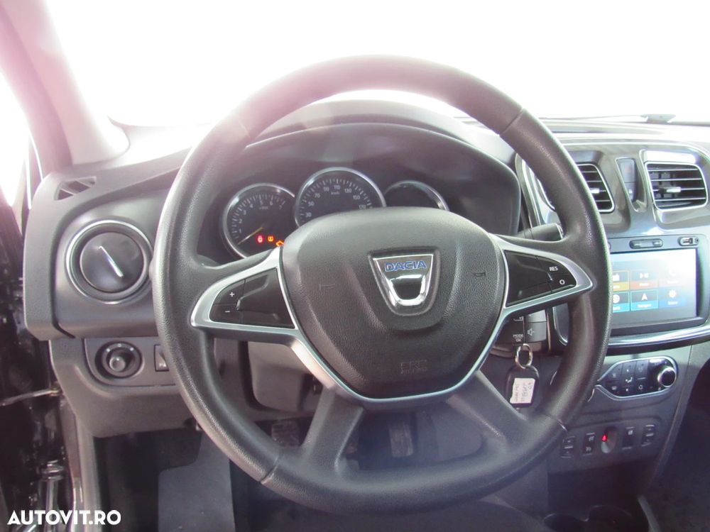 Dacia Logan 0.9 TCe Prestige - 18