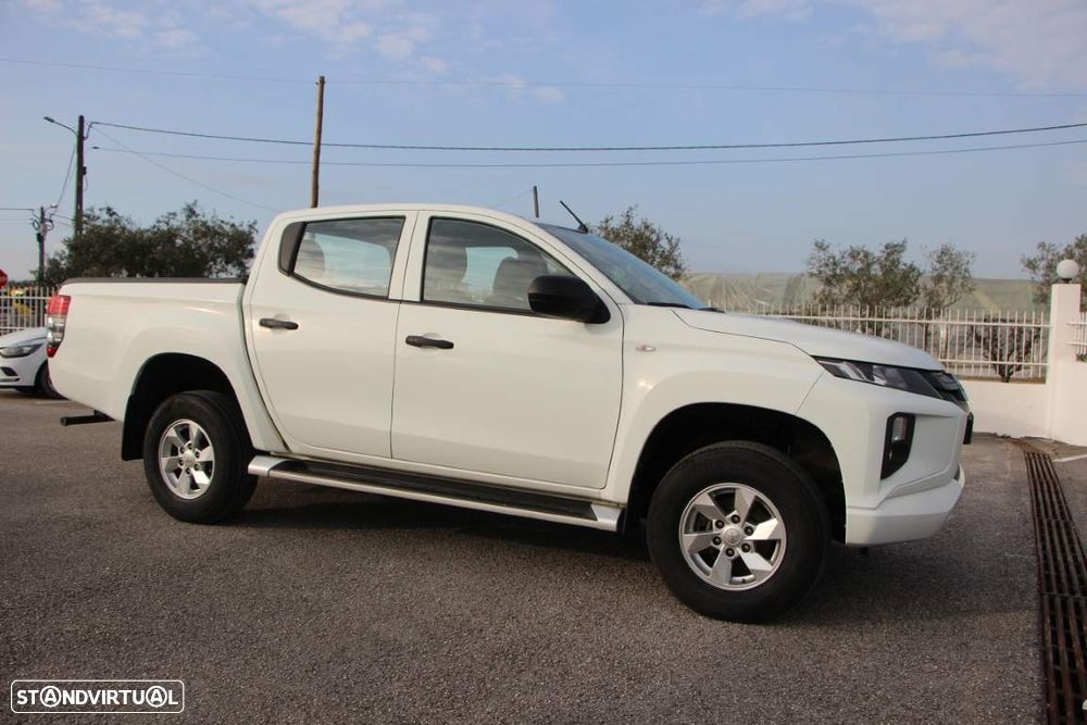 Mitsubishi L200 2.3 DI-D Strakar Space Cab Intense 4WD - 15