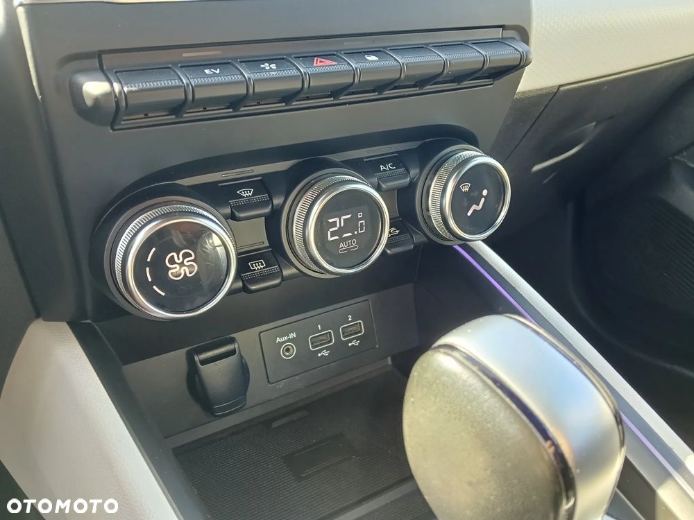 Renault Clio E-TECH 140 EXPERIENCE - 9
