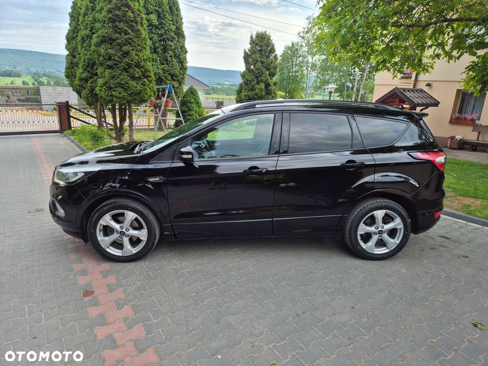 Ford Kuga 1.5 EcoBoost 2x4 ST-Line - 10