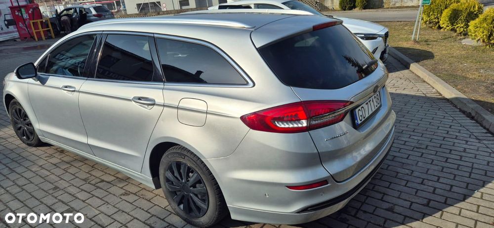 Ford Mondeo - 1