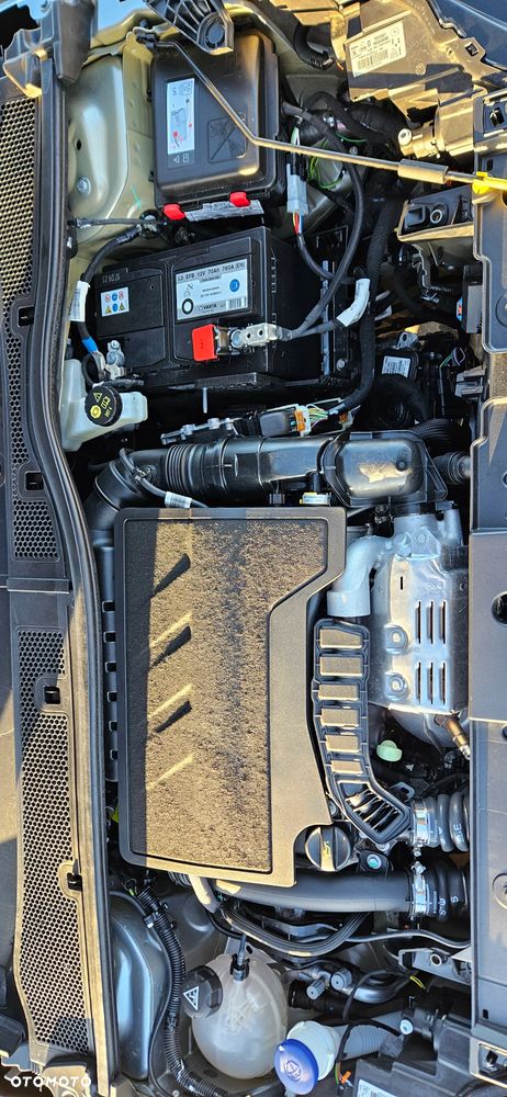 Peugeot 208 PureTech 100 EAT8 Active Pack - 18