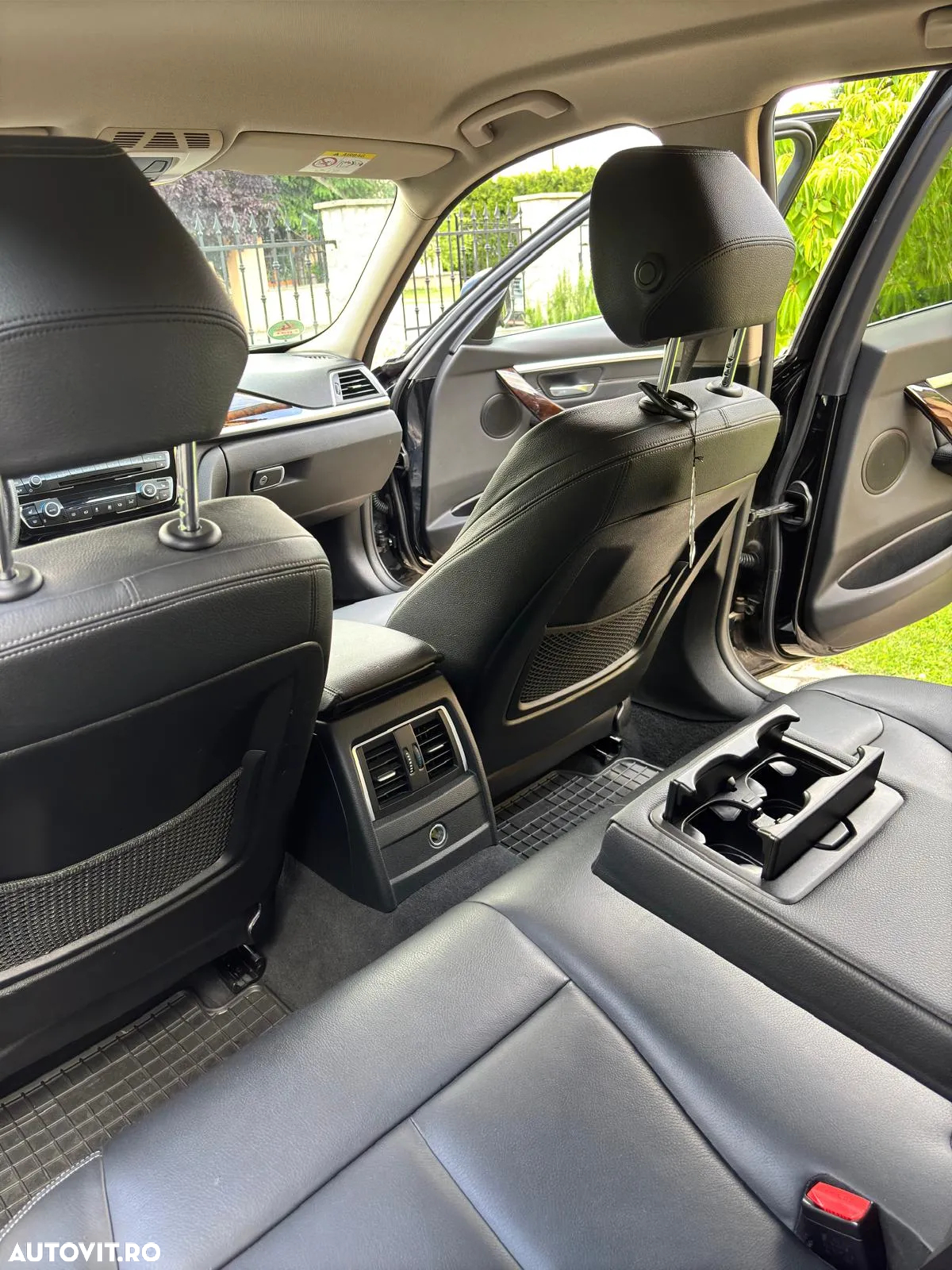 BMW Seria 3 320d Aut. Luxury Line - 11