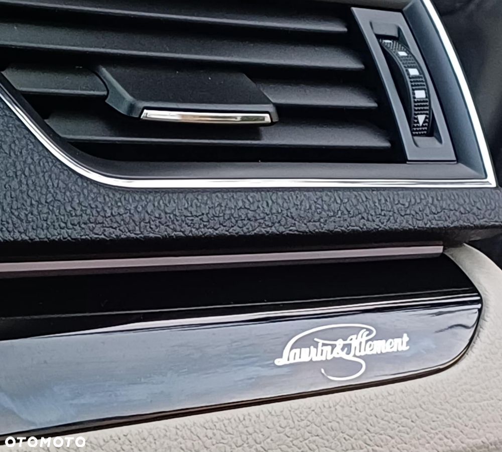 Skoda Superb 2.0 TDI L&K DSG - 16