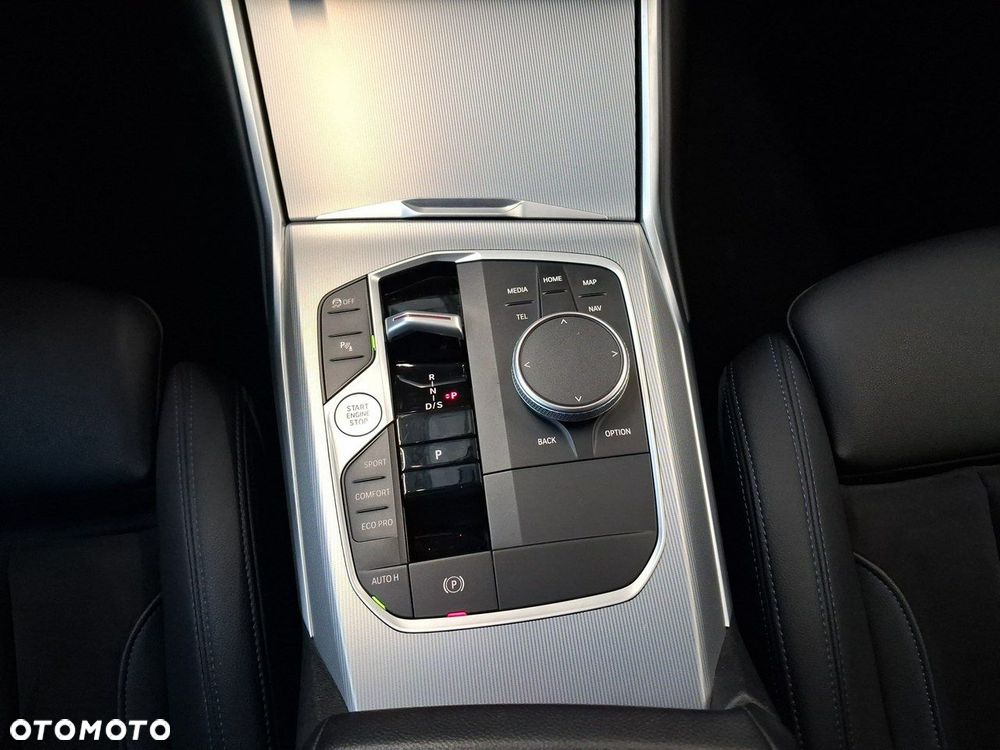 BMW Seria 3 - 24