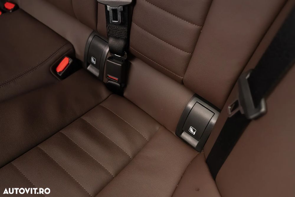 BMW M3 M340d xDrive - 32