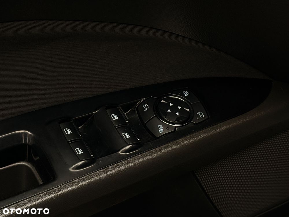 Ford Mondeo SW 1.5 EcoBoost S&S Titanium - 19