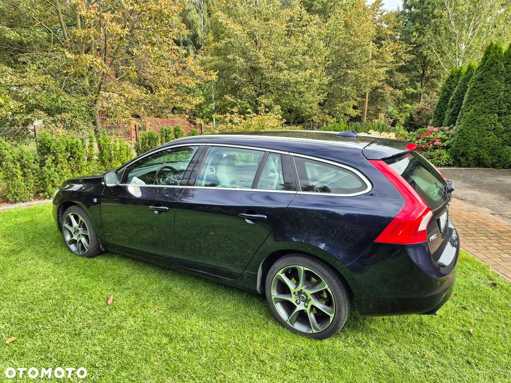 Volvo V60 D3 Drive-E Ocean Race - 12
