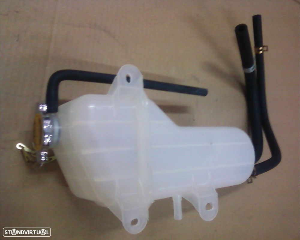 Depósito Reservatório da água Hyundai H1 Motor Mitsubishi 2.5td ( novo ) - 2