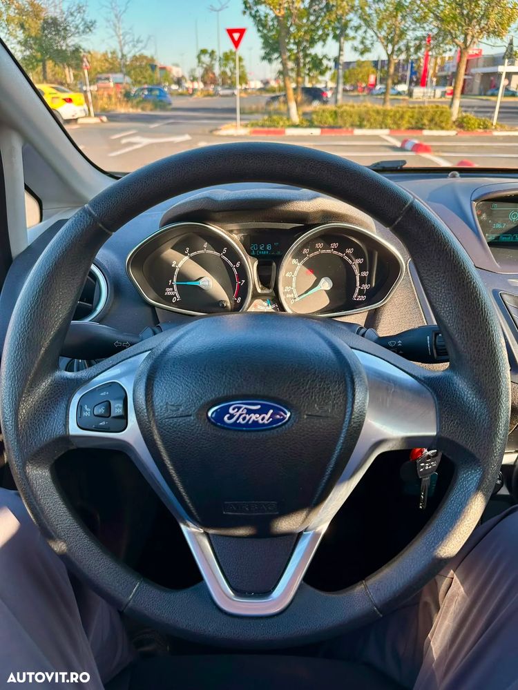 Ford Fiesta - 18