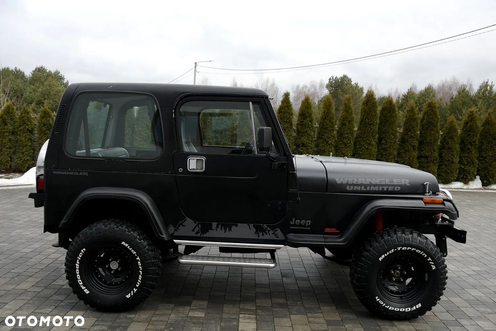 Jeep Wrangler - 3