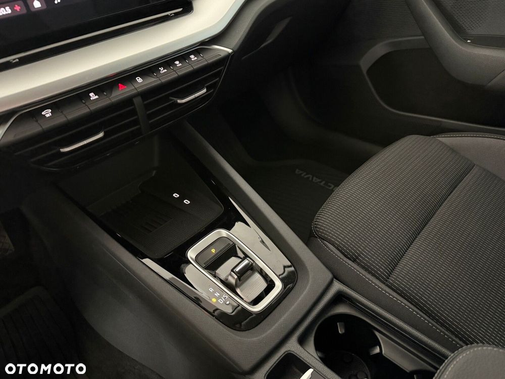 Skoda Octavia - 25