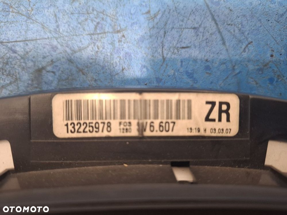 OPEL ASTRA H 1.6B LICZNIK 13225978 - 2