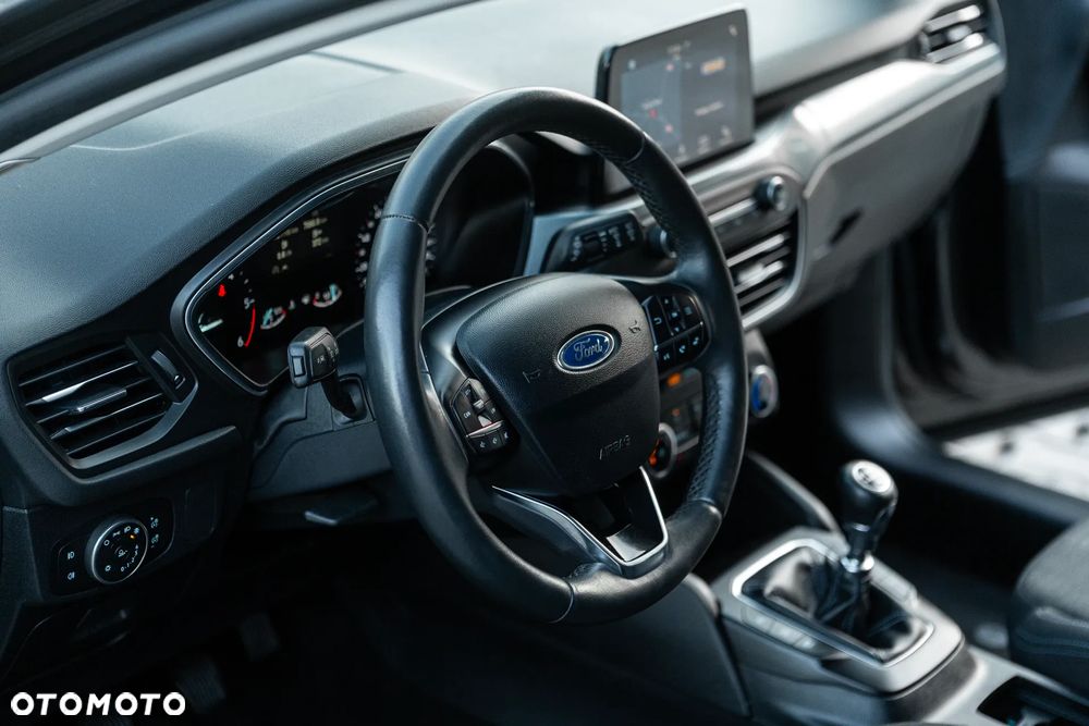 Ford Focus 2.0 EcoBlue Active Business - 22