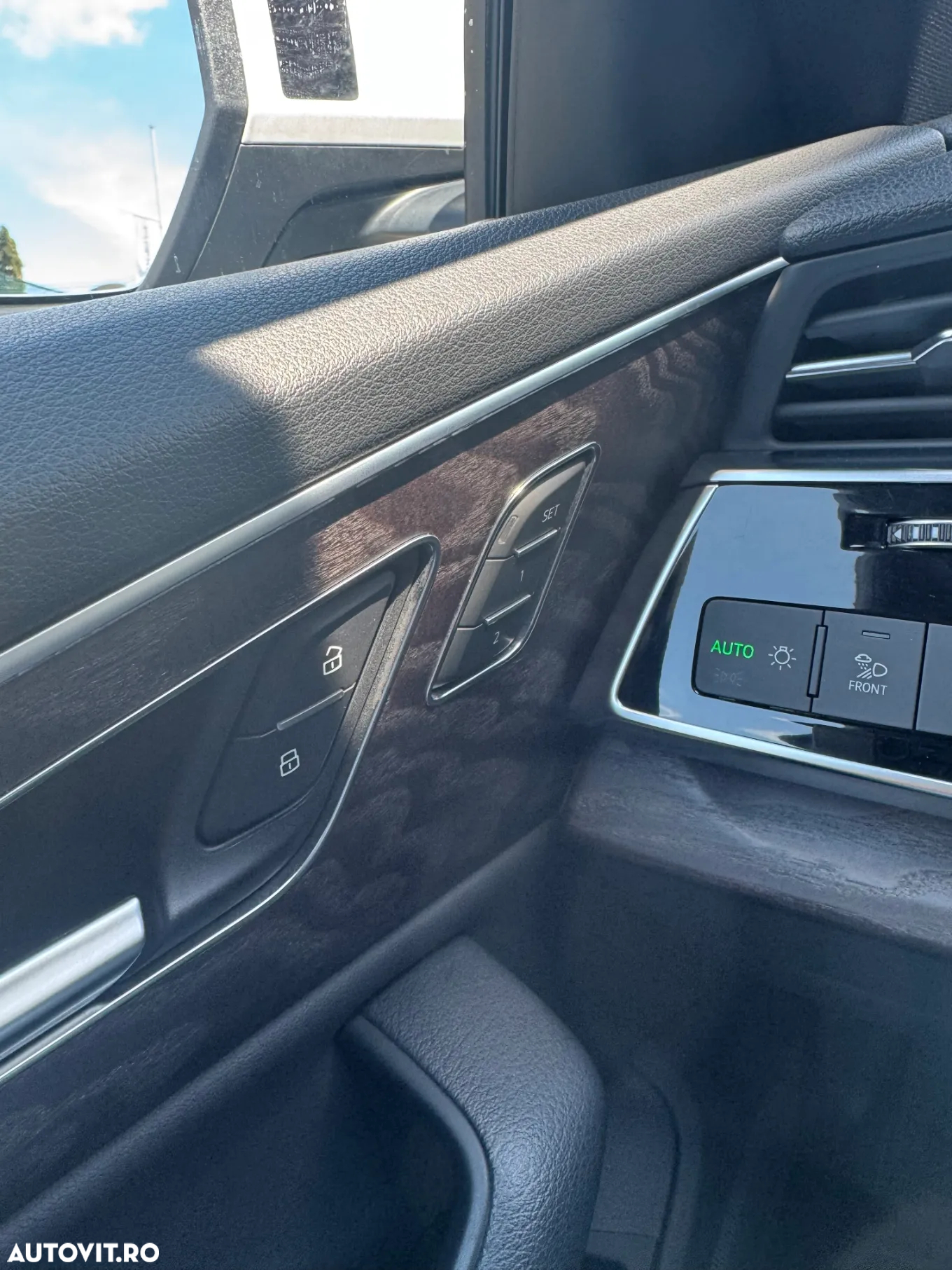 Audi Q8 55 TFSI quattro Tiptronic MHEV - 11