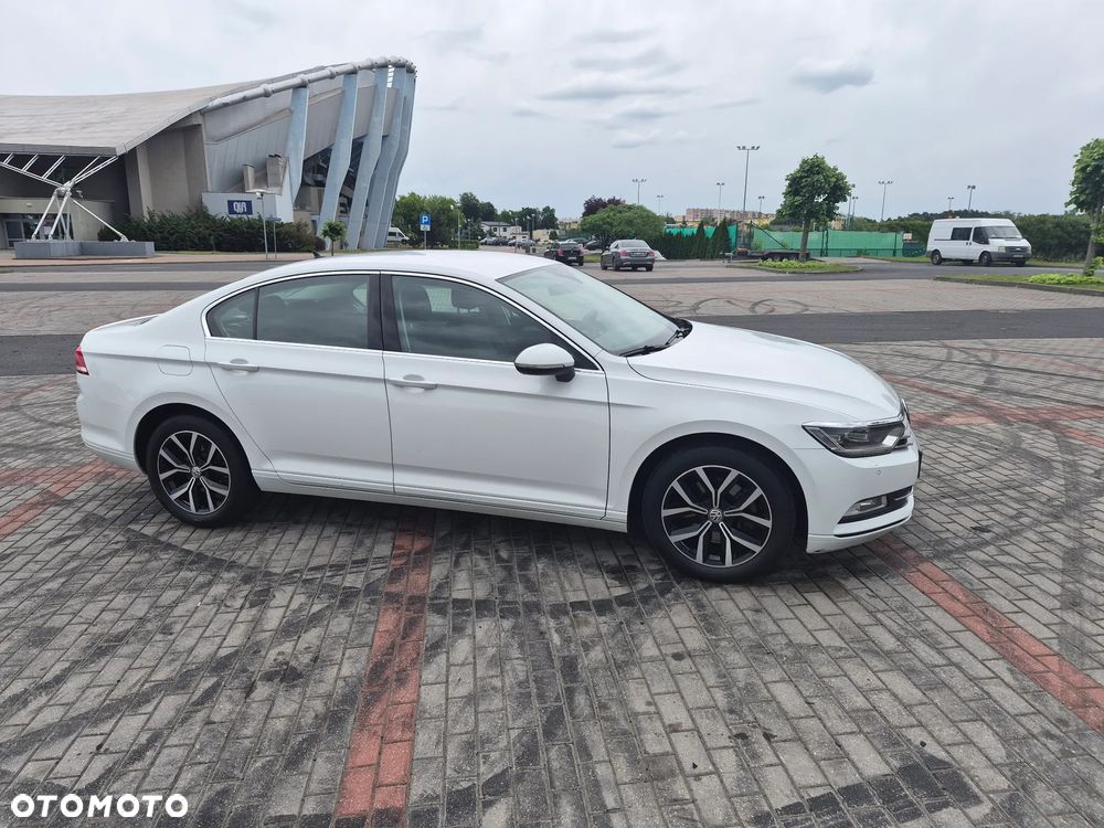 Volkswagen Passat 2.0 TDI SCR Comfortline DSG - 11