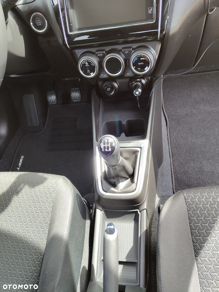 Suzuki Swift - 34