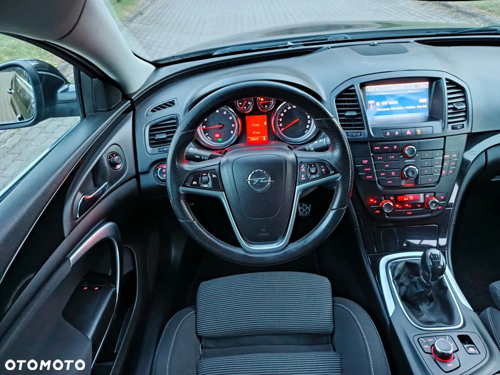 Opel Insignia 1.8 Sport - 9
