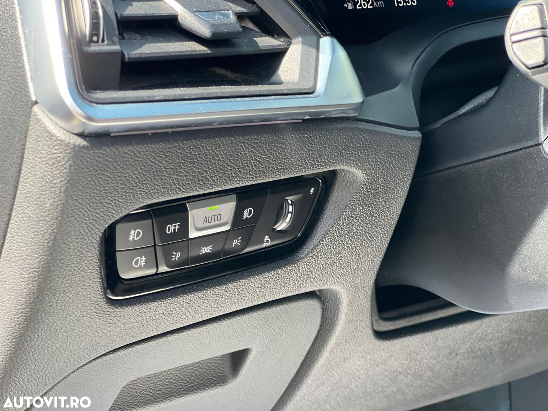 BMW Seria 3 320d xDrive AT MHEV - 28