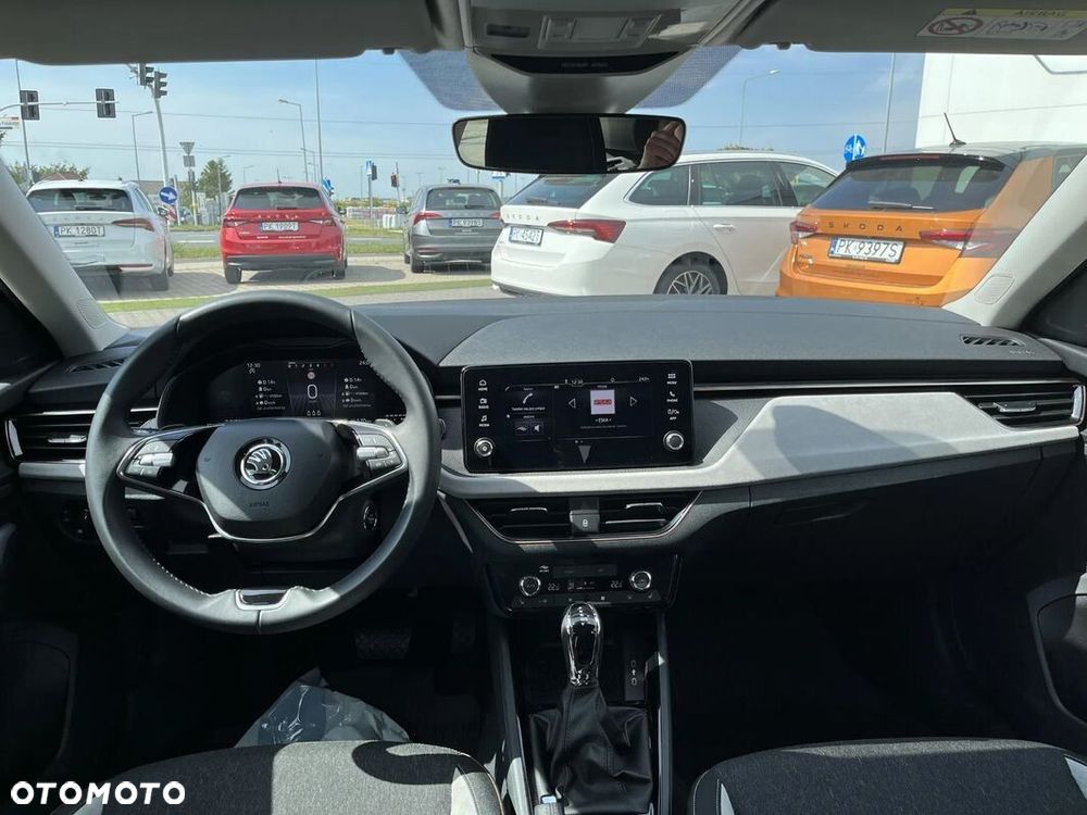 Skoda Scala 1.5 TSI Selection DSG - 33