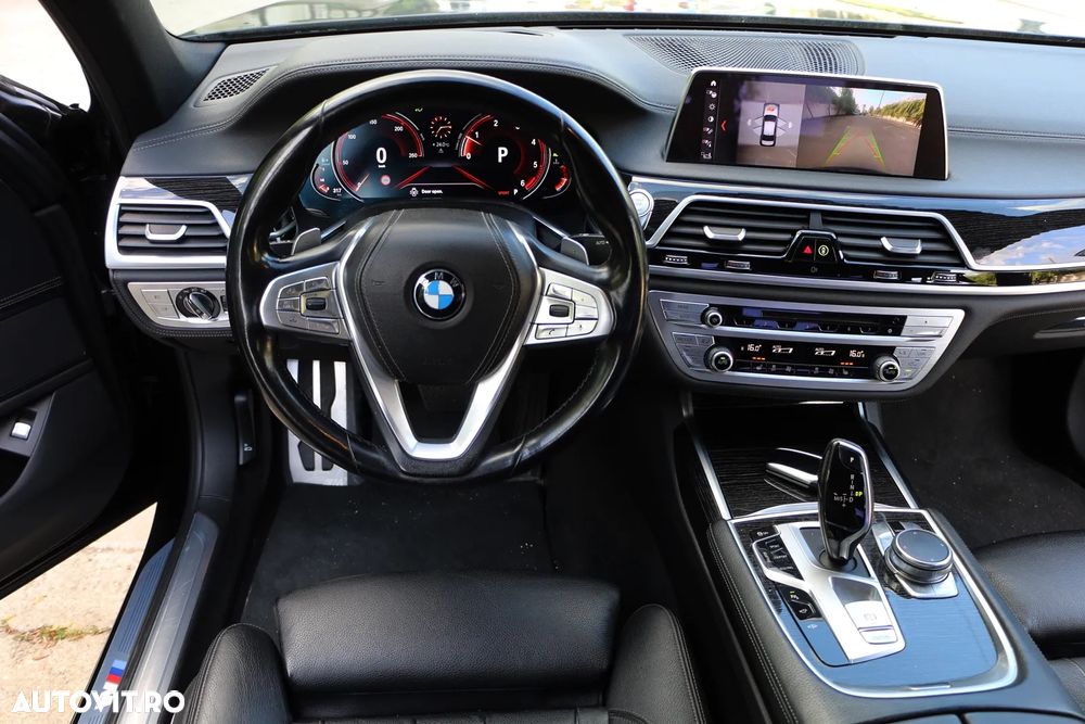 BMW Seria 7 730d xDrive - 23