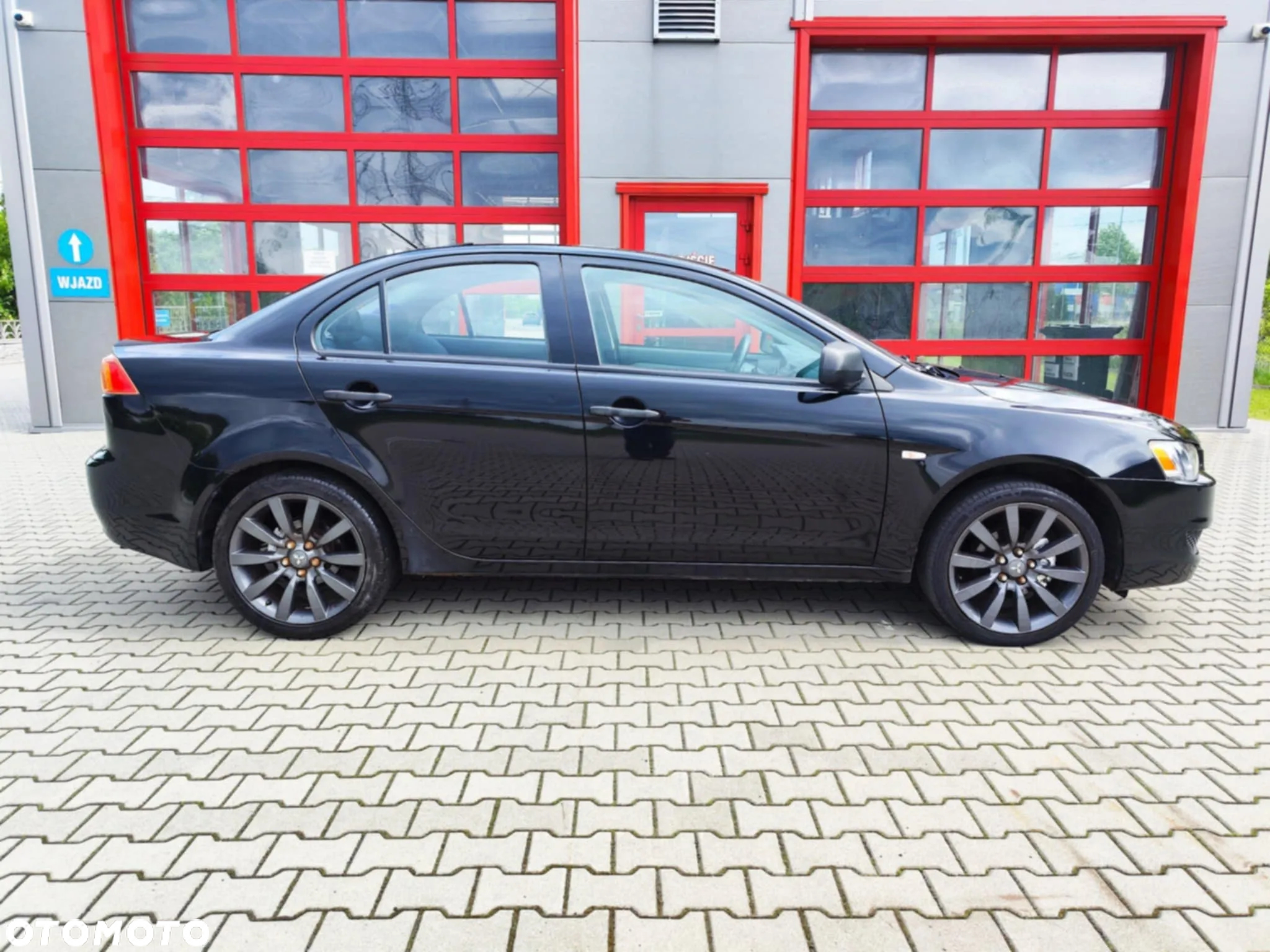 Mitsubishi Lancer 1.5 Inform - 11