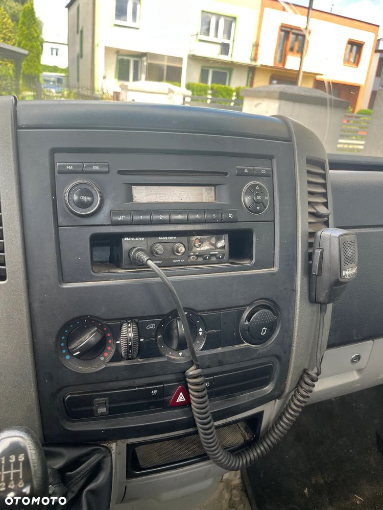 Mercedes-Benz Sprinter - 13