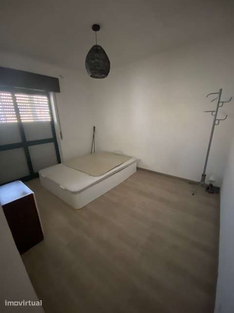 T3 - 2.º Andar - Vila Verde - Alhos Vedros. - Grande imagem: 3/7