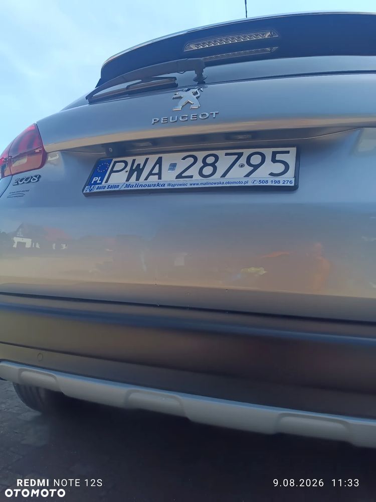 Peugeot 2008 1.5 BlueHDi Allure S&S - 4